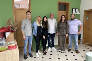 nevladina inicijativa Mladi i Poduzetni